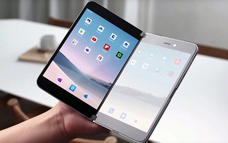 Surface Duo giảm giá 200 USD trên Microsoft Store