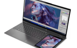 Lộ ảnh phác thảo Lenovo ThinkBook Plus với màn hình phụ trên bàn phím