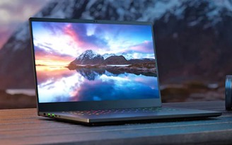 Laptop đầu tiên trang bị màn hình OLED 240 Hz