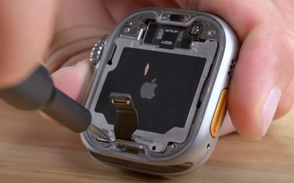 Apple Watch Ultra rất chắc chắn, không dễ sửa chữa