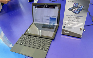 Asus ra mắt laptop màn hình gập Zenbook 17 Fold OLED