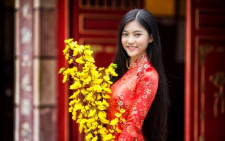 Miss Teen Nam Phương rạng rỡ với áo dài đón xuân