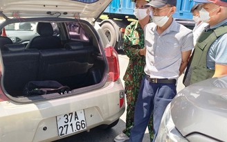 Hà Tĩnh: Vây bắt nghi phạm vận chuyển 5 kg ma túy đá