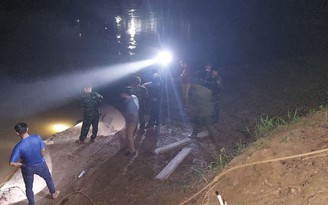 Hé lộ nguyên nhân vụ lật thuyền ở Lào Cai làm 5 người chết và mất tích