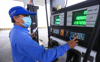 Xăng, dầu đồng loạt giảm giá hơn 1.000 đồng/lít
