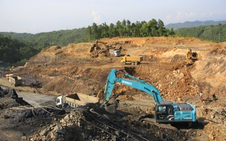 Chiêu thức tinh vi chiếm hưởng trên 177 tỉ đồng bán quặng apatit ở Lào Cai