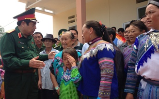 Đại tướng Phùng Quang Thanh liên tục tiếp khách trong hai ngày cuối tuần