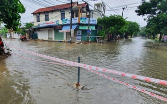 Cảnh báo bão số 6 gây ngập lụt, sạt lở đất nhiều nơi ở Trung bộ