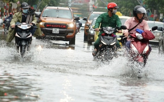 Nghệ An, Hà Tĩnh mưa cực lớn, lũ nhiều sông đang lên cao