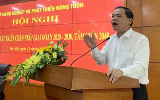 'Nông nghiệp xuất khẩu 40 tỉ USD mà chăn nuôi chỉ có tí mật ong, trứng muối'