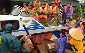 Phó thủ tướng yêu cầu cứu trợ khẩn cấp người dân Hà Tĩnh, Quảng Bình