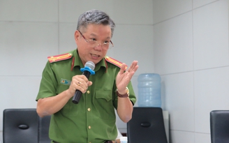 Chứng giấy tờ giả, công chứng viên có chịu trách nhiệm?