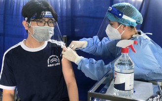 Bạc Liêu: Tiêm vắc xin phòng Covid-19 cho trẻ 12 - 17 tuổi