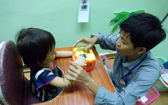 Hành trình cùng con bị tự kỷ: Nhật ký yêu thương