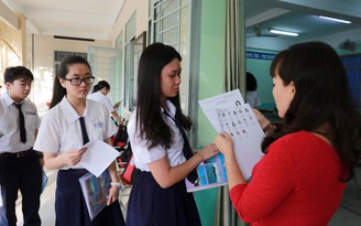 Điểm thi THPT ở Hà Giang có dấu hiệu bất thường, Bộ GD-ĐT yêu cầu báo cáo