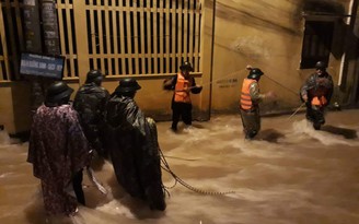 2 người mất tích trong trận mưa đêm xối xả ở Quảng Trị