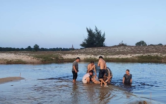 Quảng Trị: Một học sinh đuối nước trong hồ khai thác titan chưa hoàn thổ