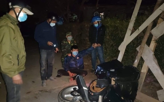 Quảng Trị: Bắt giữ kẻ chở 55 kg pháo lậu phóng bạt mạng giữa khuya ở vùng biên