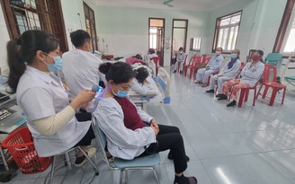 Quảng Bình: Sở Y tế, BHXH có 'tiếng nói chung' trong phân bổ thẻ BHYT năm 2023