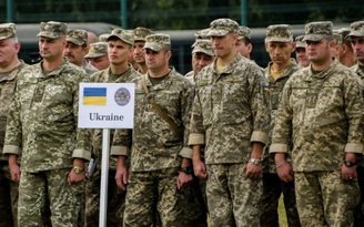 Ukraine chuẩn bị 1 triệu binh sĩ để phản công ở miền nam