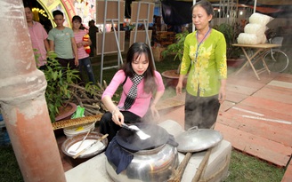 Tây Ninh ngừng lễ hội nghề làm bánh tráng phơi sương Trảng Bàng