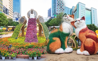 Khám phá đường hoa Nguyễn Huệ: Uyên ương mèo hot nhất Tết Quý Mão 2023?
