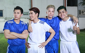 Nhóm 365 thân thiết trên sân bóng trước tin đồn tan rã