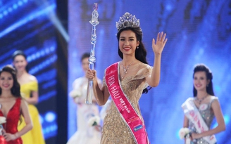 Đỗ Mỹ Linh đăng quang Hoa hậu Việt Nam