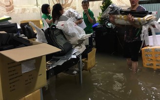 Biệt thự triệu đô của Đàm Vĩnh Hưng bị ngập sau trận mưa chiều 26.9