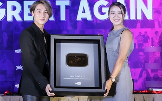 Sơn Tùng M-TP đón nhận nút Play vàng từ YouTube