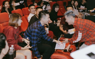 Vợ chồng Khởi My, Kelvin Khánh quậy tưng bừng trong buổi họp fan của Thanh Duy