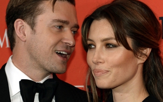 Justin Timberlake và Jessica Biel chào đón con trai đầu lòng