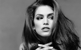 Cựu siêu mẫu Cindy Crawford có 'em song sinh'