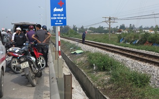 Bị tàu hỏa đâm chết vì đứng trên đường ray nghe điện thoại