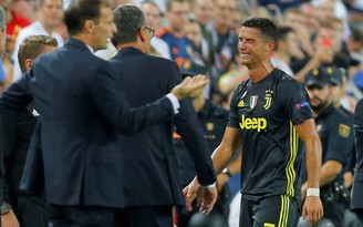 Ronaldo khóc, Juventus chiến thắng