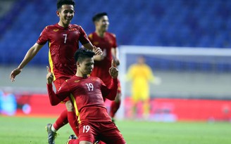 AFC: Quang Hải là tiền vệ tấn công hàng đầu châu Á