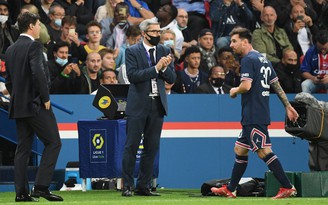 Kết quả Ligue 1, PSG 2-1 Lyon: Messi phản ứng khi bị thay ra