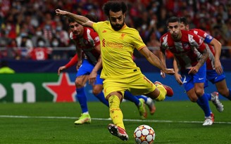 Kết quả bảng B Champions League: Salah giúp Liverpool toàn thắng