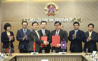 Xây dựng đối tác số chiến lược Việt Nam - Lào