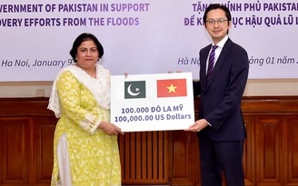 Việt Nam tặng Pakistan 100.000 USD khắc phục hậu quả lũ lụt