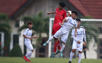 Vòng loại Giải U.19: “Ghiền” Hoàng Anh Gia Lai , HLV Troussier bám trụ ở Hàm Rồng