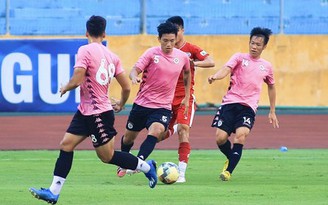 Cả V-League phải ghen tị với Hà Nội với hàng loạt trung vệ nội