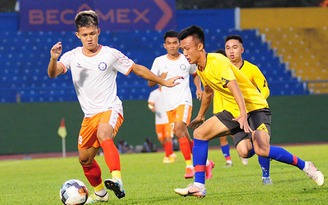Cận kề V-League 2021, Nam Định vẫn loay hoay với bài toán ngoại binh