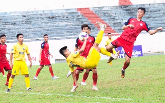 Giải bóng đá hạng Nhì: Đồng Nai và trẻ Quảng Nam ‘vô địch’ lượt đi