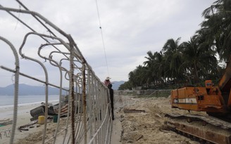 Khánh Hòa: Cận cảnh kè chắn sóng 88 tỉ đồng ở bãi biển Dốc Lết