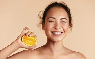 Những công thức vitamin C dưỡng sáng da đáng thử