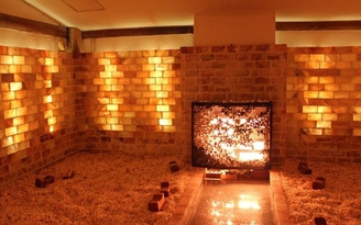 Xông đá muối Himalaya có gì ‘hot’ khiến spa đua nhau chuyển đổi?