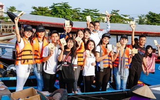 Sách quý đến tận tay vùng sông nước miền Tây hữu tình