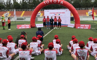 Lê Huỳnh Đức và Phan Thanh Bình ‘bắt tay’ tuyển cầu thủ nhí