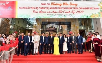 Nguyên Chủ tịch nước Trương Tấn Sang thăm, chúc tết, mở đầu kỷ nguyên số HDBank, Vietjet